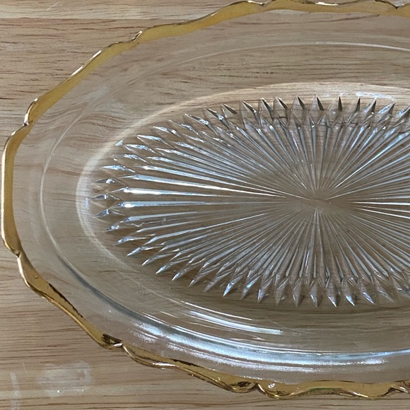 Vintage Gold Trimmed Oval Dish - Picture 8 of 10